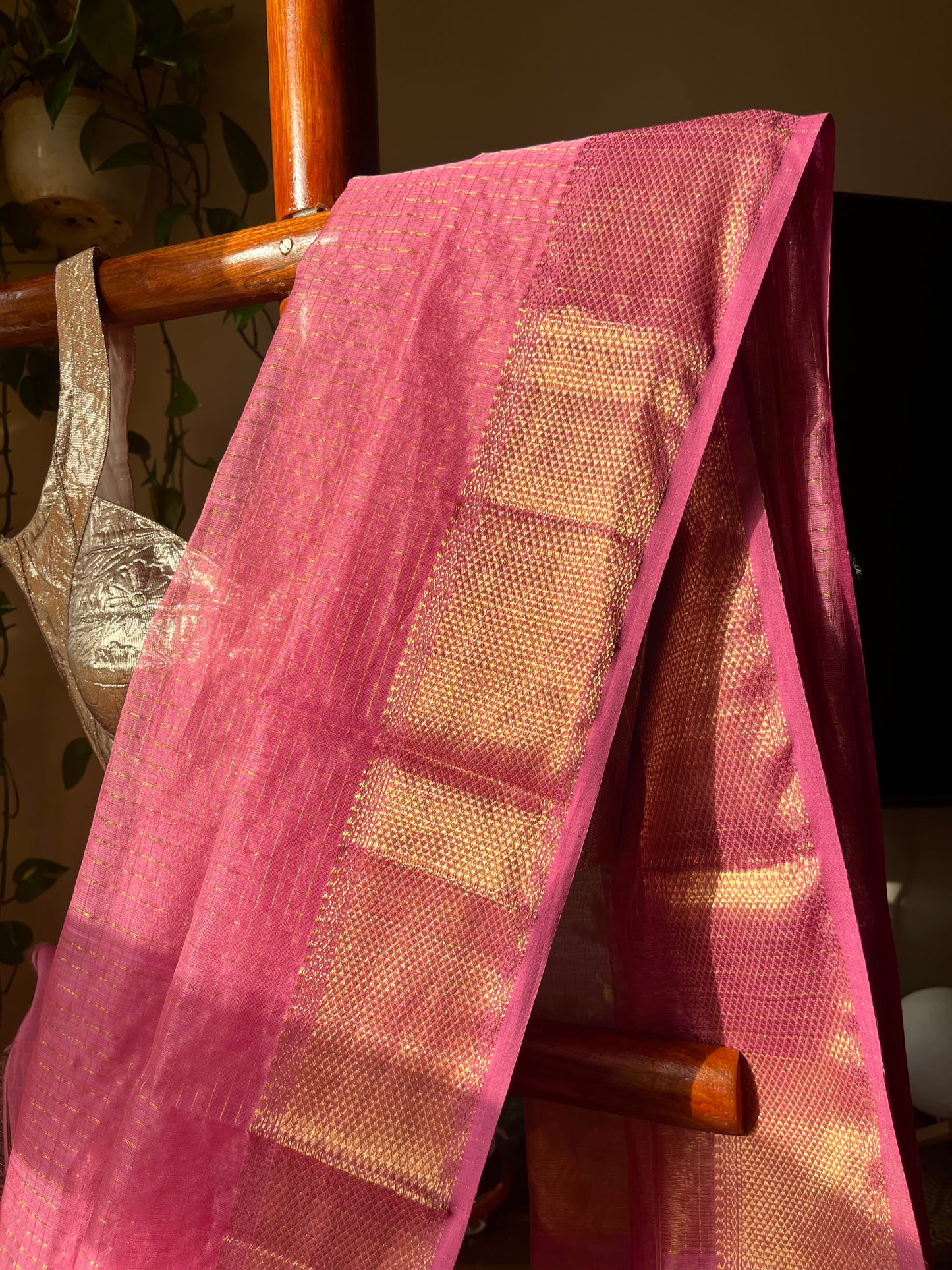 Gulnaar - Pink
